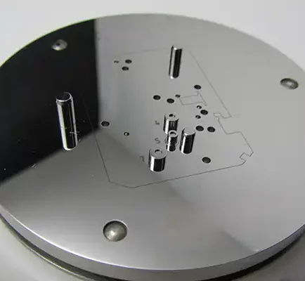 Assemblage, Finition