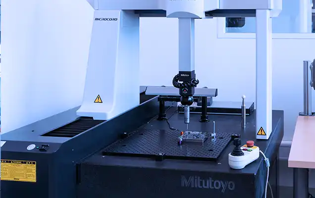 Machine tri-dimentionnelle Mitutoyo Crysta-Apex S574